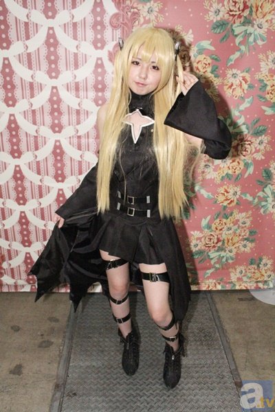 东区为贫困师生发放资助金-半岛体育网站(图2) 半岛体育网站